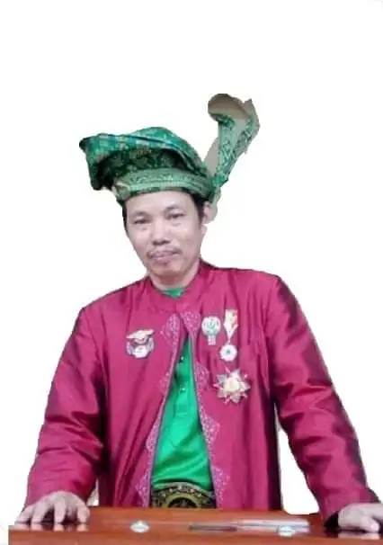 Ketua Pemangku Adat Lembaga Adat Melayu Kabupaten Bangka Barat Berharap Pemerintah Segera Perbaiki Jalan Desa Ibul 