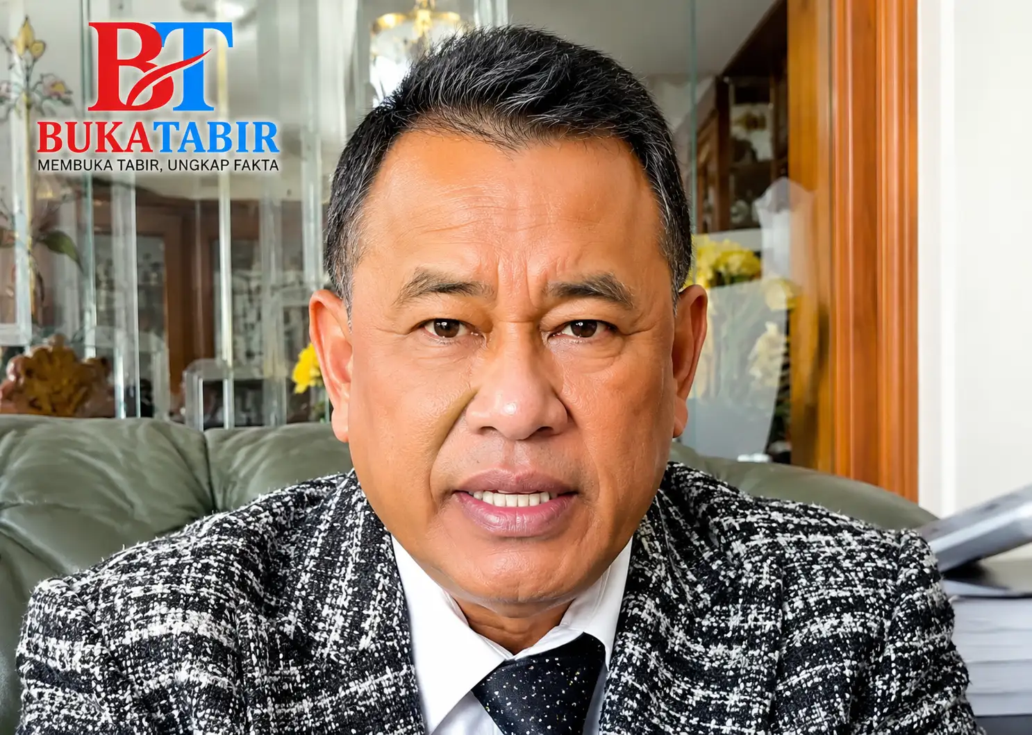 Hotman Paris Sampaikan Permintaan Maaf kepada Dewan Pers dan PWI Usai Video Konferensi Pers Viral