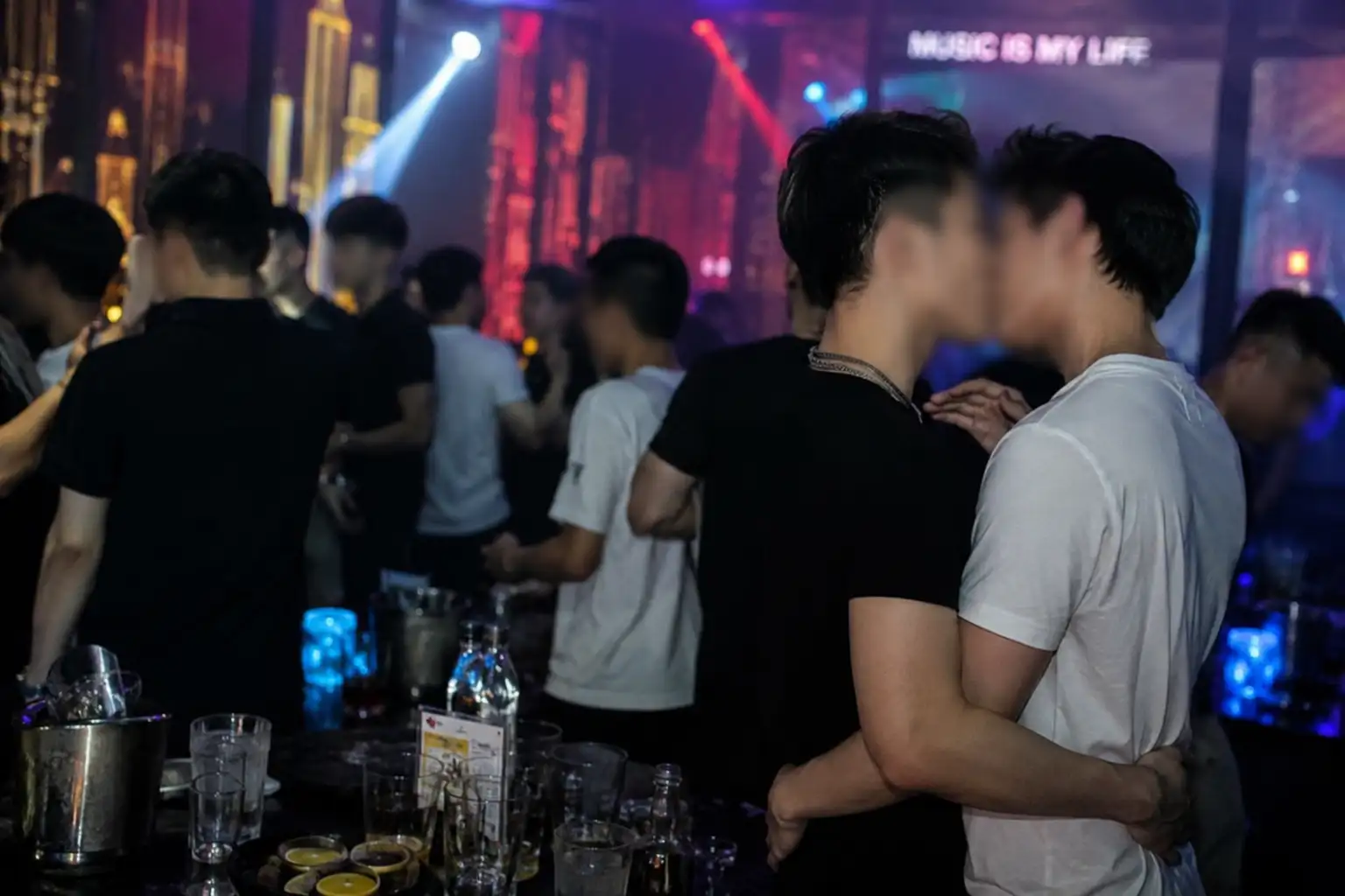 Pesta Gay di Kerawang Hebohkan Publik, Tiga Orang Tersangka 